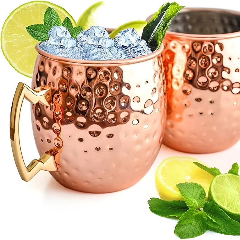 Gehämmerter Kupferbecher